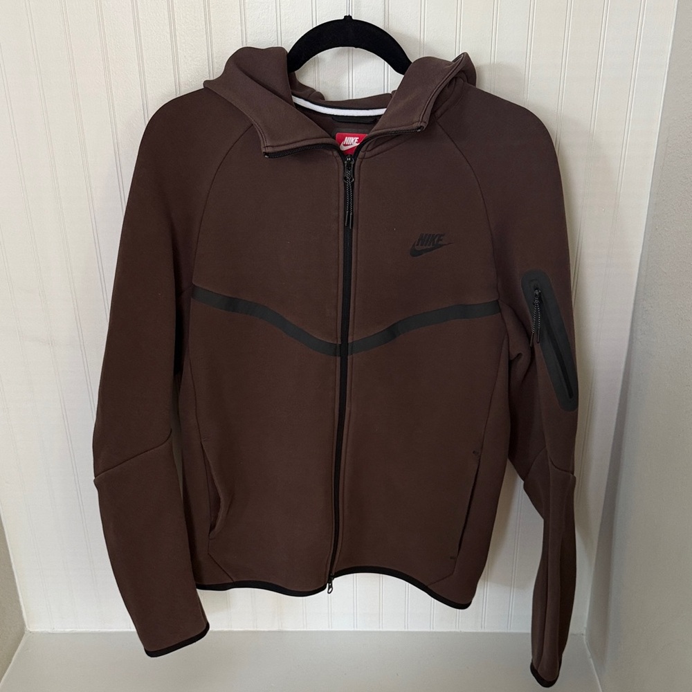 Nike Men's Dark Brown Hooded Zip Jacket